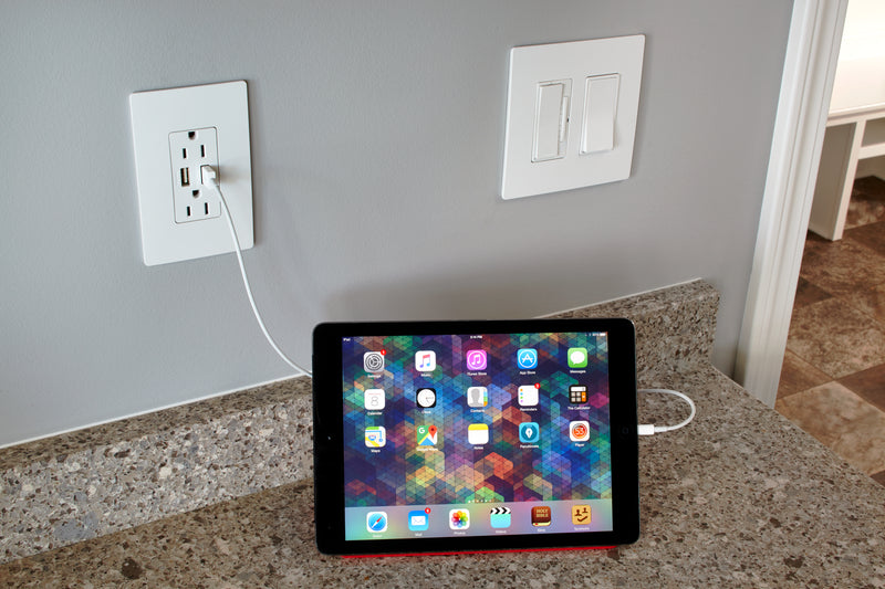 radiant TM826USBW 3.1 Usb + Duplex 15A, White Alternate Image 2.jpg