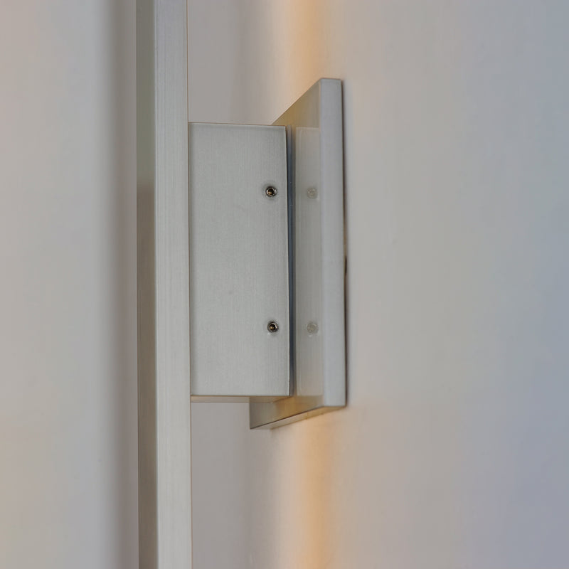 ET2 E41343-SA Alumilux Line LED Outdoor Wall Sconce, Satin Aluminum Alternate Image.jpg