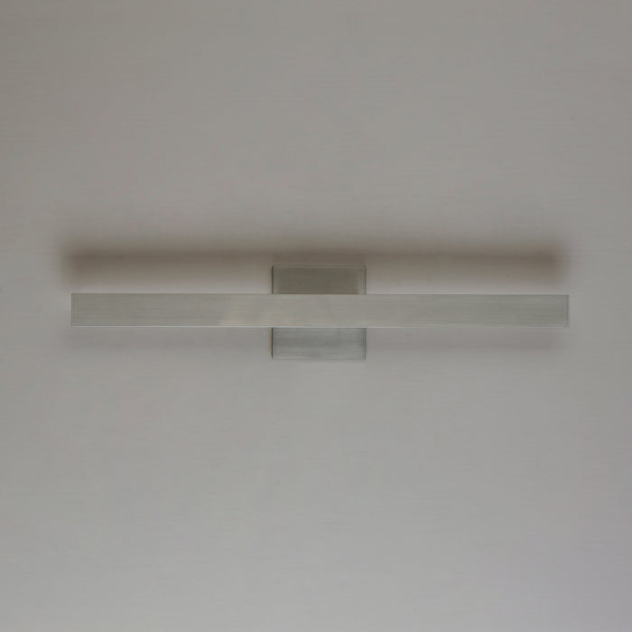 ET2 E41343-SA Alumilux Line LED Outdoor Wall Sconce, Satin Aluminum Alternate Image 6.jpg