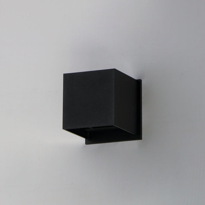 ET2 E41308-BK Alumilux Cube LED Outdoor Wall Sconce, Black Alternate Image.jpg