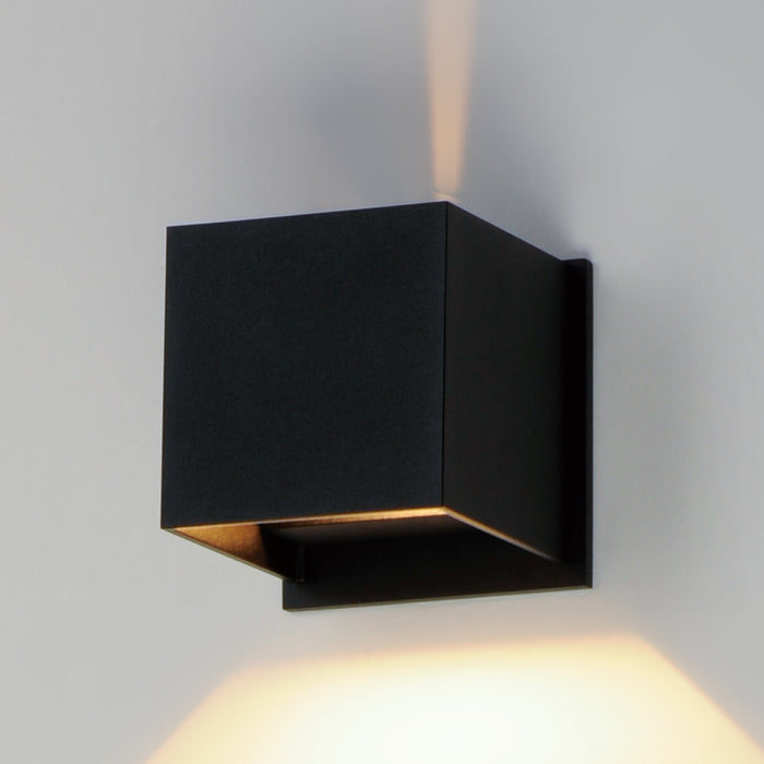 ET2 E41308-BK Alumilux Cube LED Outdoor Wall Sconce, Black Alternate Image 9.jpg