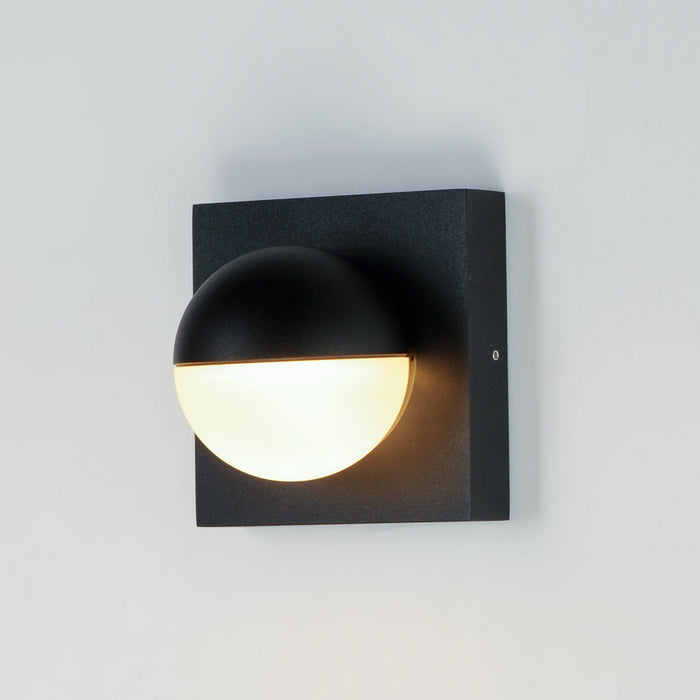 ET2 E41326-BK Alumilux Majik LED Wall Sconce, Black Alternate Image 9.jpg